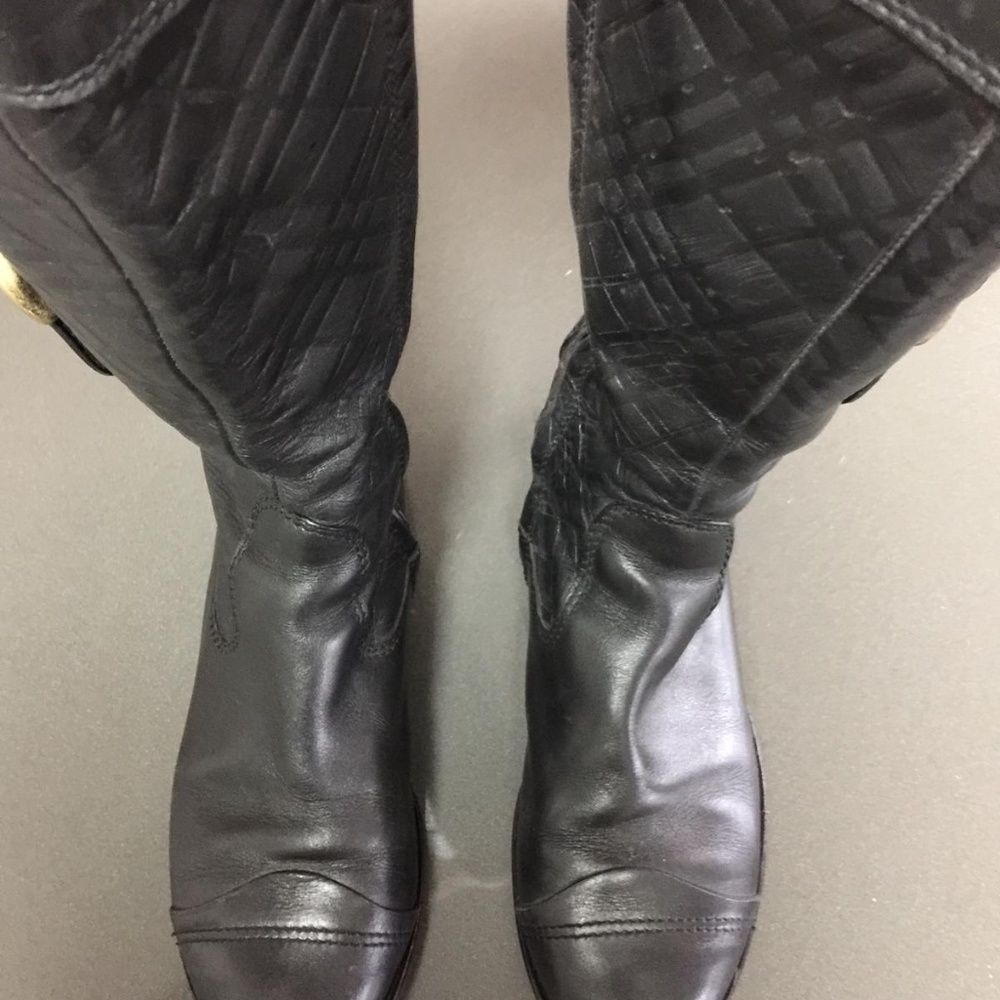 Burberry Riding Boots - Picture 3 of 7